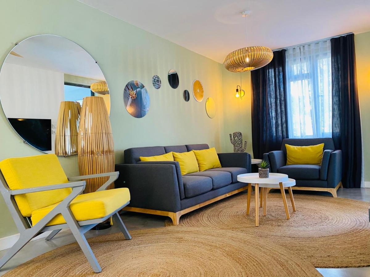 Sweet Beach Apt-Pool, Terrace, Ground Floor, Few Steps From Beach! Flic-en-Flacq 外观 照片